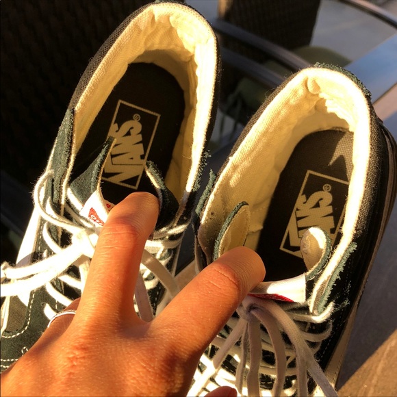 SK8-Hi Vans - Picture 5 of 8